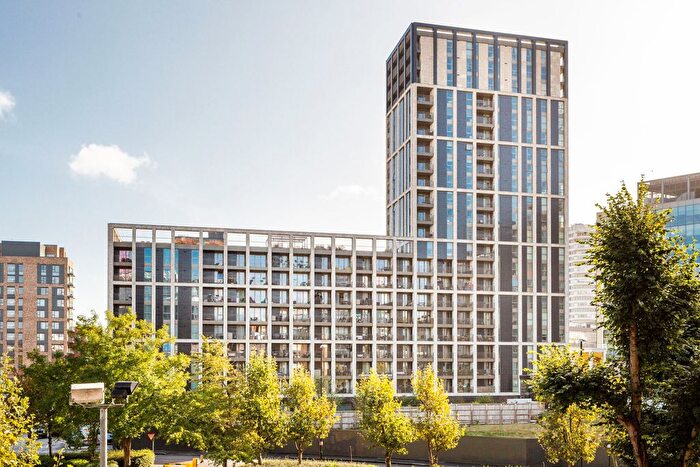 1 Bedroom Flat To Rent In Caithness Walk, Vita Apartments, CR0