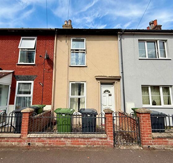 2 Bedroom Terraced House For Sale In Havelock Road, Great Yarmouth, NR30