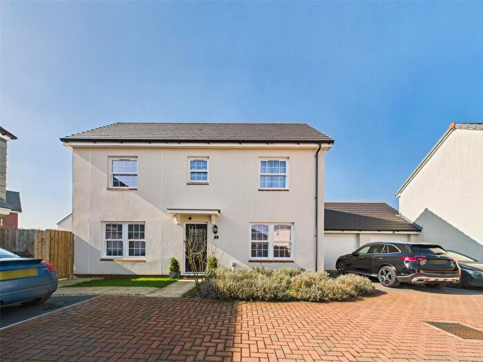3 Bedroom Detached House For Sale In Swelltor Drive, Tavistock, Devon, PL19