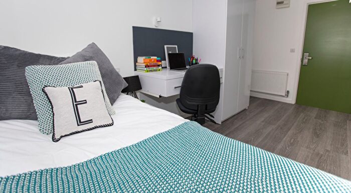 Studio To Rent In The Pavement, Popes Lane, London, W5