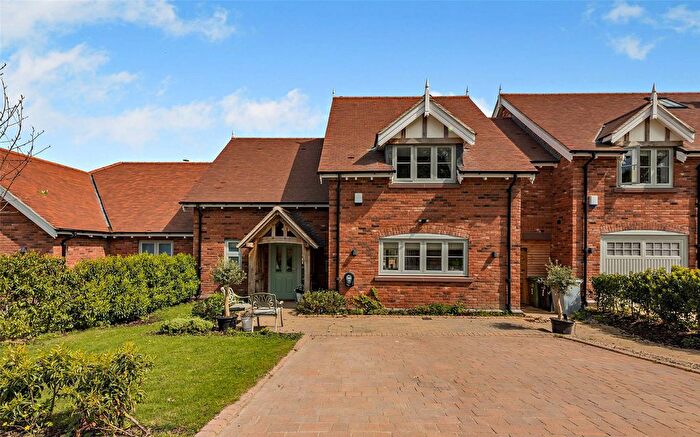 3 Bedroom Link Detached House For Sale In Belfry Place, Bunbury, Tarporley, Cheshire, CW6