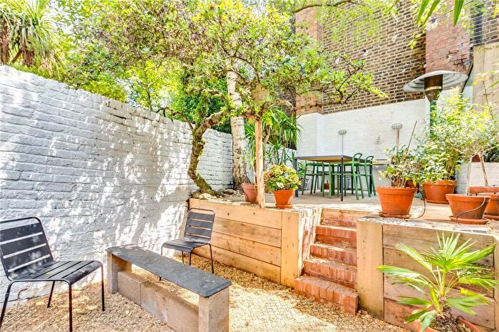 2 Bedroom Flat To Rent In Thornhill Crescent, Barnsbury, N1