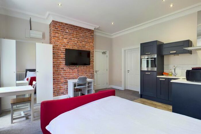 Studio To Rent In St. James Street, City Centre, Newcastle Upon Tyne NE1