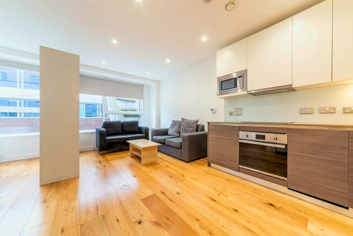 Studio To Rent In Central House, Lampton Road, Hounslow, Middlesex, TW3