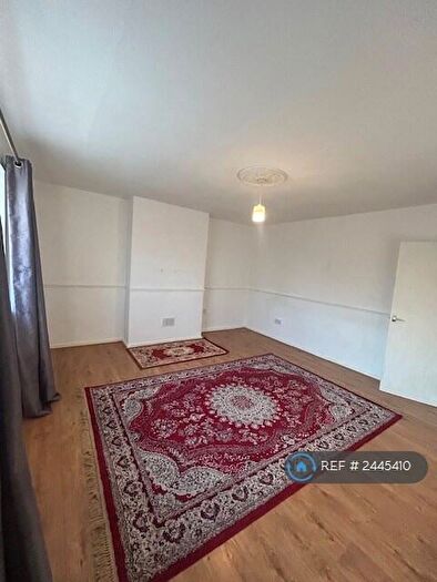 3 Bedroom Flat To Rent In Longhayes Court, Romford, RM6