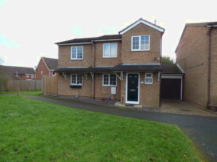 4 Bedroom Detached House To Rent In Laxton Close, Luton, LU2