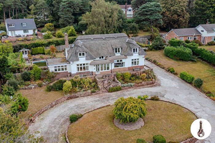 5 Bedroom Detached House For Sale In Neston Road, Neston, CH64
