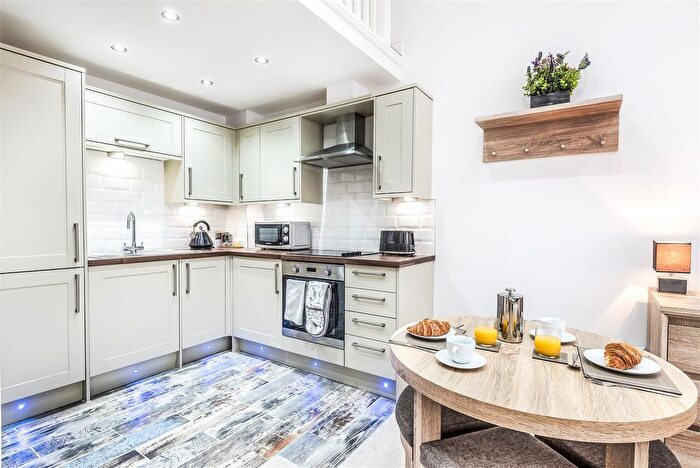 Studio To Rent In Flat, Wenlock Terrace, YO10