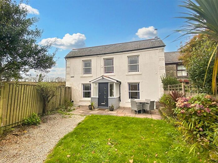 4 Bedroom Cottage For Sale In Crelly, Trenear, Helston, TR13