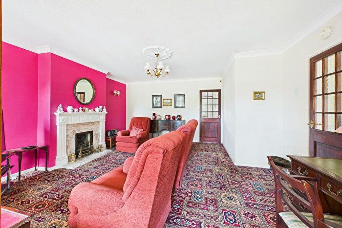 2 Bedroom Semi-detached Bungalow For Sale In Abbey View Road, Norton Lees, S8