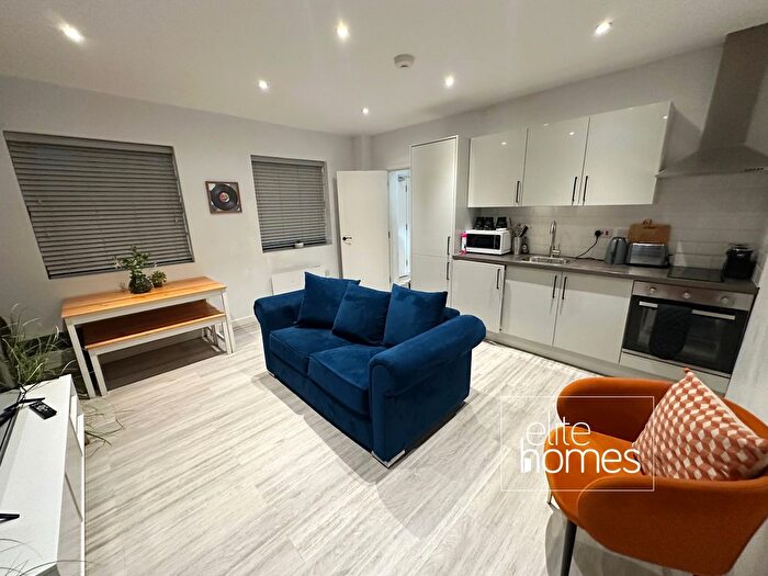 1 Bedroom Flat To Rent In High Road, London, N17