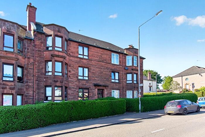2 Bedroom Flat For Sale In Cumbernauld Road, Glasgow, G33