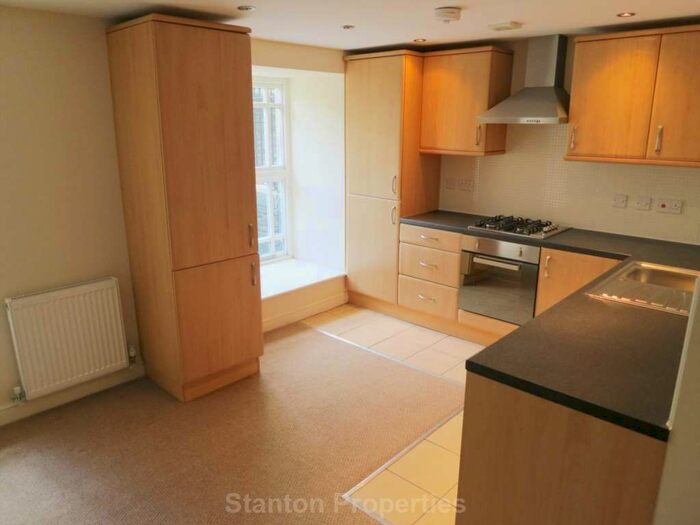 2 Bedroom Flat To Rent In Market Street, Whitworth, OL12