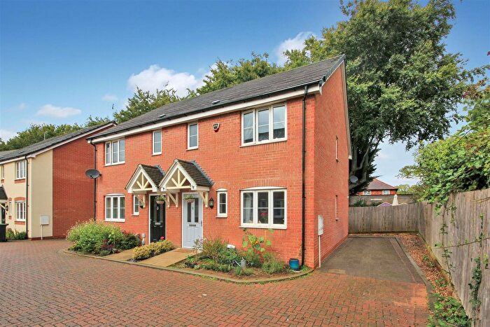 3 Bedroom Semi-Detached House For Sale In , Victoria Drive, Higham Ferrers, NN10