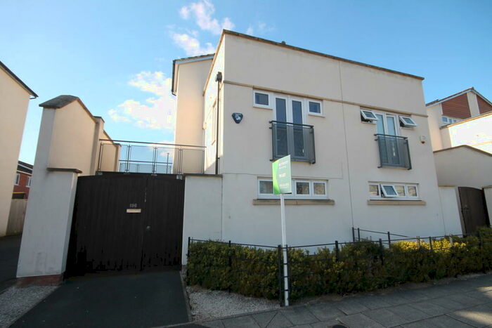 3 Bedroom Semi-Detached House To Rent In Watkin Road, Leicester, LE2