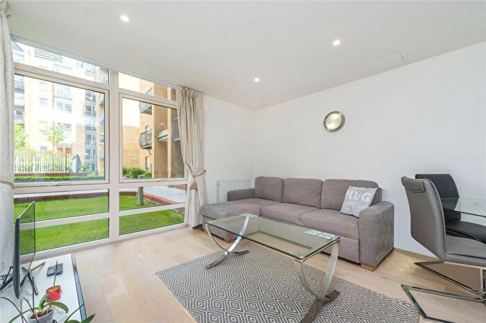 1 Bedroom Flat For Sale In Constable House, Cassilis Road, E14