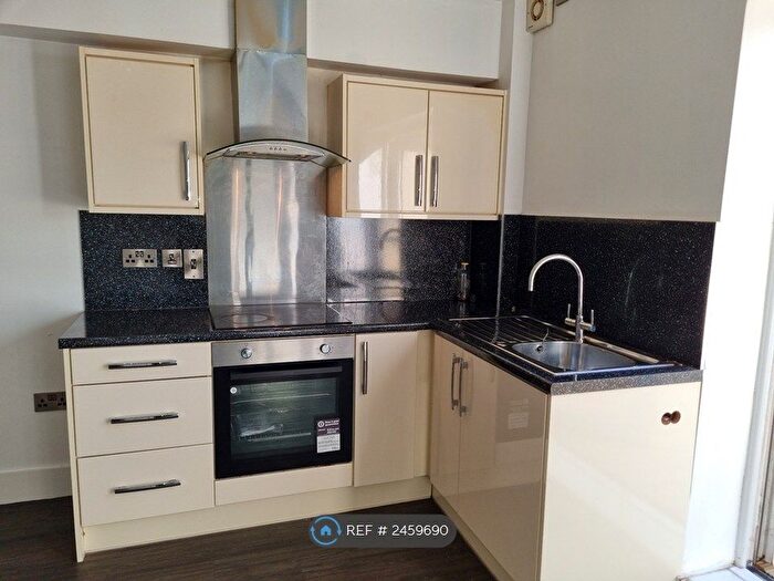 1 Bedroom Flat To Rent In St. James's Street, Burnley, BB11