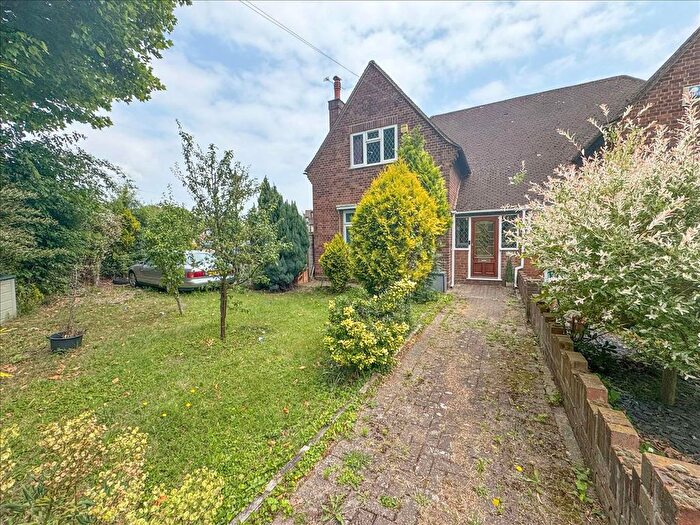 3 Bedroom Semi-Detached House For Sale In Queens Avenue, Feltham, Middlesex, TW13