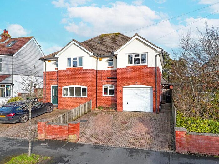 3 Bedroom Semi-Detached House For Sale In Litchford Road, New Milton, BH25