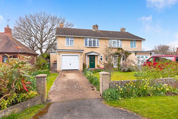 3 Bedroom Semi Detached House For Sale In Broyle Lane, Ringmer, BN8