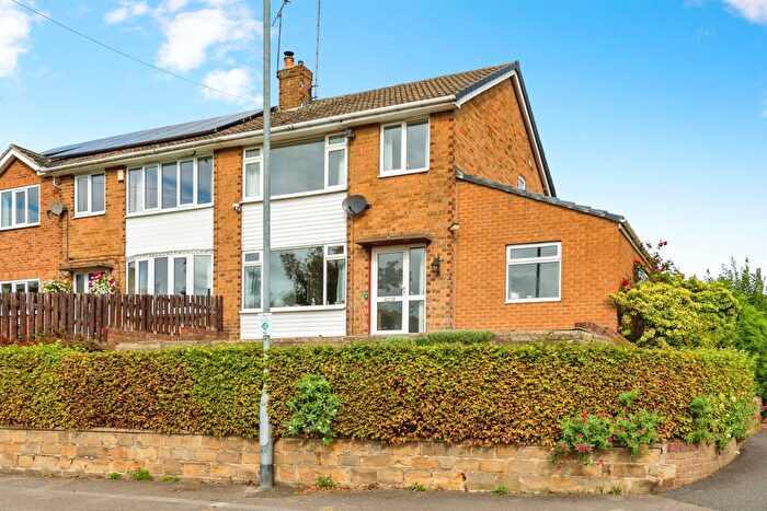 3 Bedroom Semi-Detached House For Sale In Ash Leigh, Brierley, Barnsley, S72