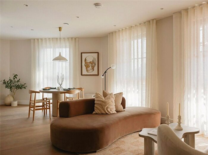2 Bedroom Apartment For Sale In The Langdon, Byron Street, London, E14