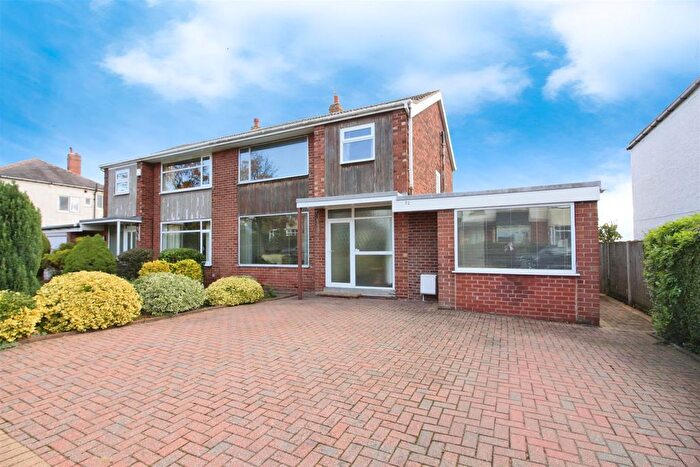 3 Bedroom Semi-Detached House For Sale In Nook Road, Scholes, Leeds, LS15