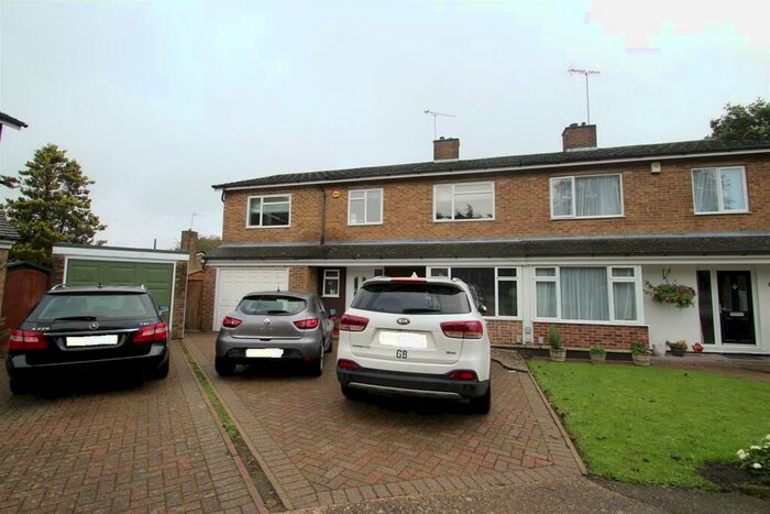 5 Bedroom Semi-Detached House To Rent In Northridge Way, Hemel Hempstead, HP1