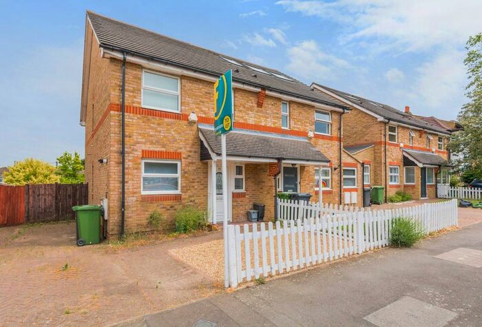 3 Bedroom Property To Rent In Sydenham Park Road, Sydenham, London, SE26