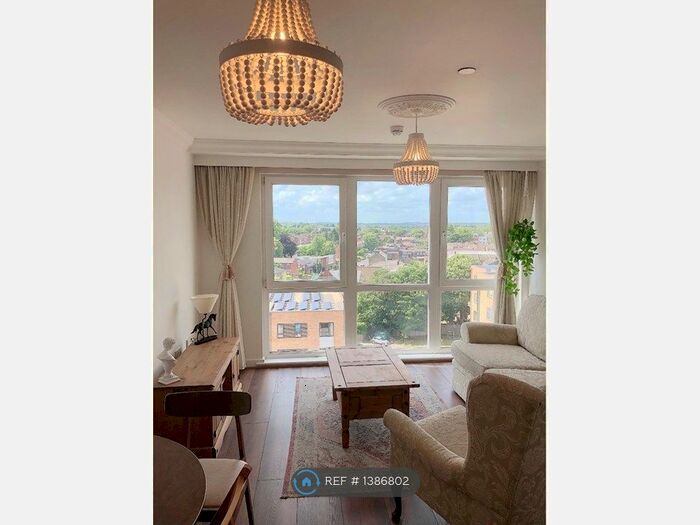 2 Bedroom Flat To Rent In Midland Road, Luton, LU2