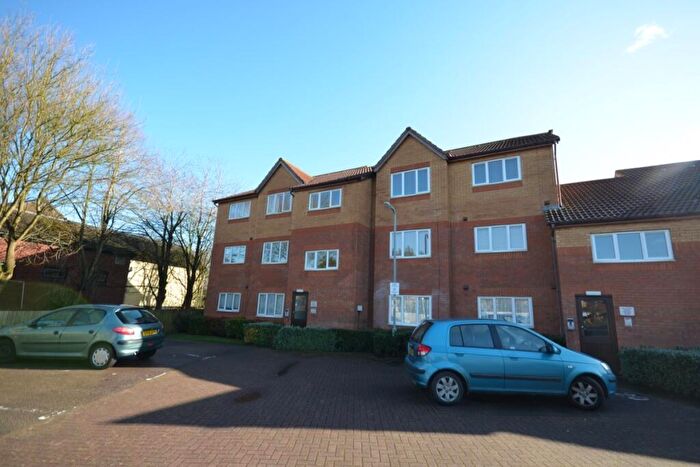 1 Bedroom Flat To Rent In Faraday Close, Upton, Northampton, NN5