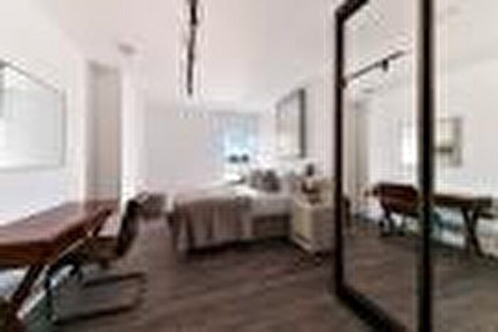 2 Bedroom Flat To Rent In Mitre Yard, Scrubs Lane, London, NW10