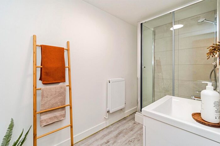 1 Bedroom Apartment For Sale In Back Of The Walls, Southampton, SO14