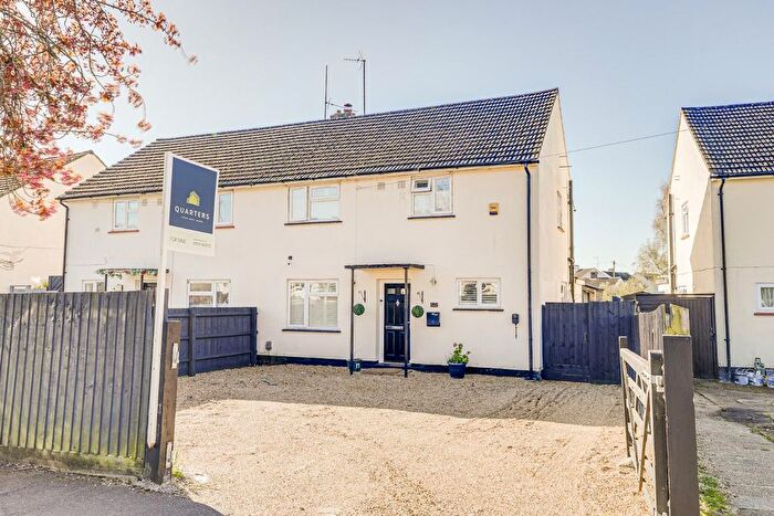 4 Bedroom Semi Detached House For Sale In Churchill Road, Leighton Buzzard, LU7