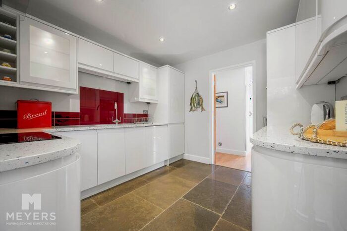 2 Bedroom Bungalow For Sale In Farm Lane, West Lulworth, BH20