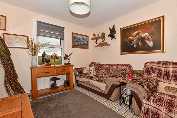 2 Bedroom Detached Bungalow For Sale In London Road, Ditton, Aylesford, Kent, ME20