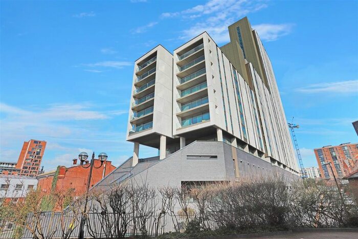 2 Bedroom Flat To Rent In Oxygen, Manchester, M1