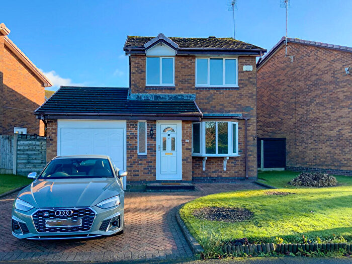 3 Bedroom Detached House To Rent In Leicester Drive, Glossop, SK13