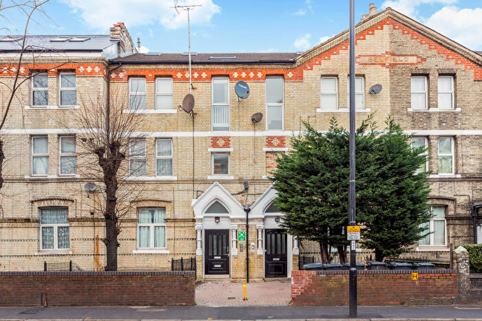 1 Bedroom Flat To Rent In Comfort Court, Wellesley Road, Croydon, CR0