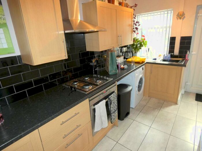 3 Bedroom Terraced House To Rent In Sixth Avenue, Forest Town, NG19