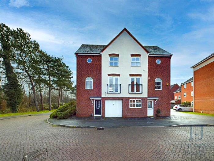 3 Bedroom Semi-Detached House For Sale In Cooper Gardens, Ruddington, Nottingham, NG11