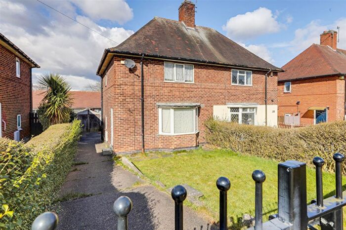 3 Bedroom Property For Sale In Leybourne Drive, Nottingham, NG5