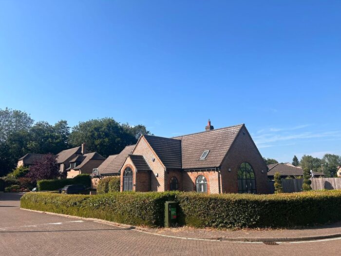5 Bedroom Detached House To Rent In Bilbrook Lane, Furzton, MK4