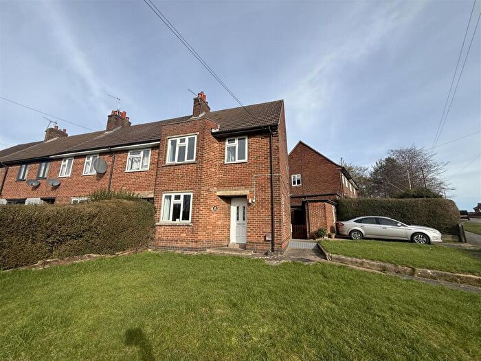 3 Bedroom End Of Terrace House For Sale In Burton Road, Midway, Swadlincote, DE11