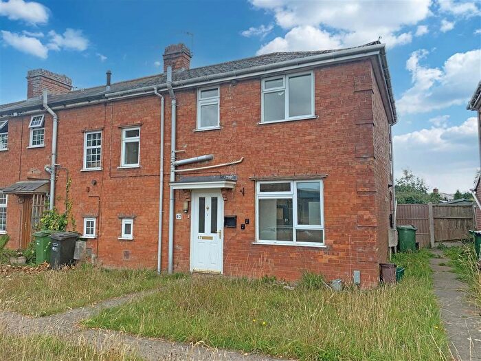 3 Bedroom End Of Terrace House For Sale In Newclose Terrace, Stoke-Sub-Hamdon, TA14