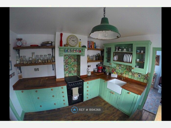 1 Bedroom Flat To Rent In Saxon Road, London, SE25