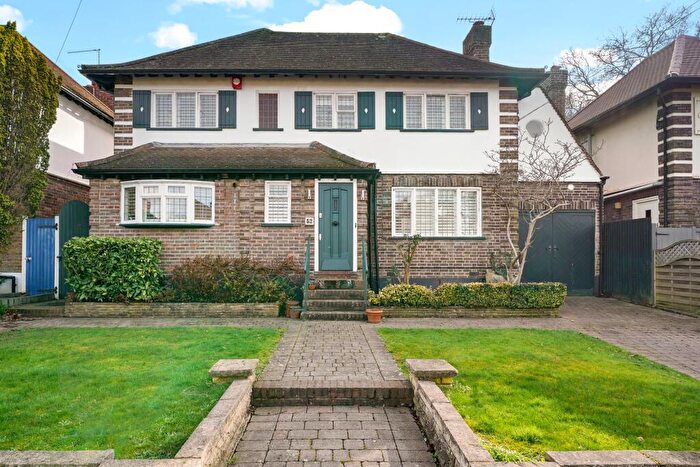 4 Bedroom Detached House To Rent In Hillcrest Gardens, Esher, KT10