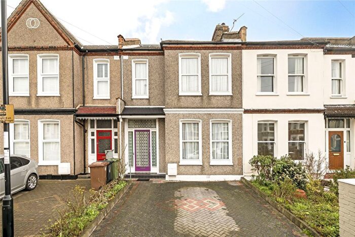 4 Bedroom Terraced House For Sale In Ardfillan Road, Catford, SE6
