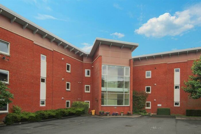 2 Bedroom Flat To Rent In Birchfield Road, Redditch, B97