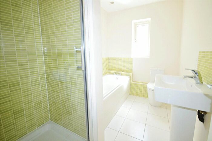 3 Bedroom End Of Terrace House For Sale In Adams Close, Hartshorne, Swadlincote, Derbyshire, DE11